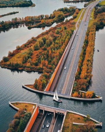Photo of an aqueduct for boats that goes over a highway in the Netherlands.