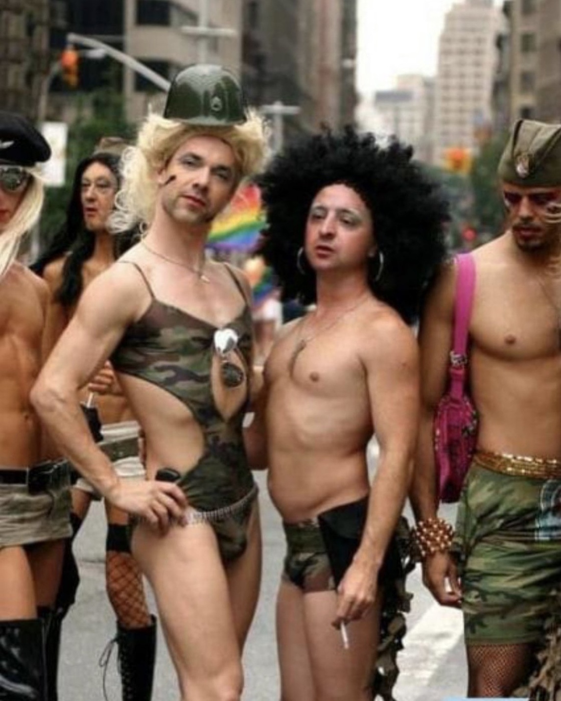 когда прошел гей парад на украине фото 58